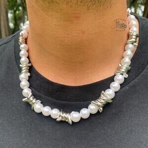 Y2K Barbed Wire & Faux Pearl Necklace – Vintage Indie Festival Style